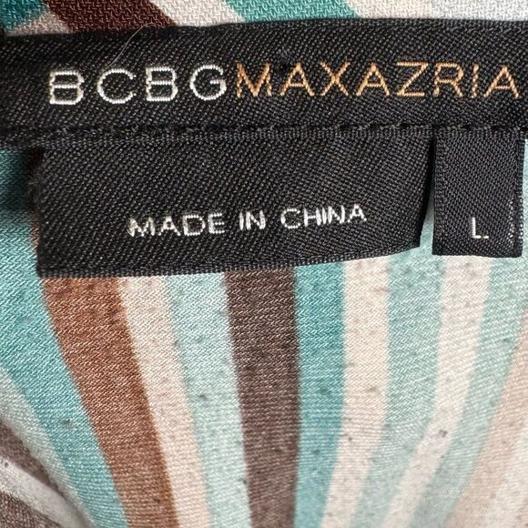 BCBGMaxAzria aqua and mocha geo print faux wrap top size large - Picture 4 of 5